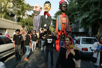 تهران غرق در عروسک شد